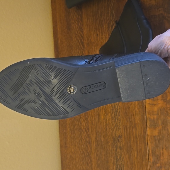 Baretraps Black Low Heel Boots New Without Box Size 9 M - Picture 7 of 16